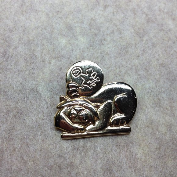 Vintage Goldtone Cartoon Cat Dreaming of Mouse Thought Bubble Brooch Pin - Picture 1 of 7
